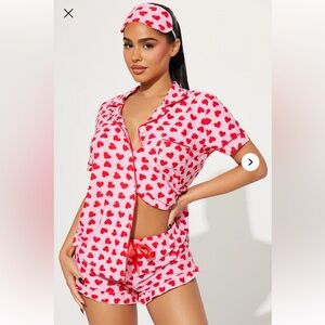 🆕 Womens polyester Valentine’s Day heart print short pajama set sz 1X